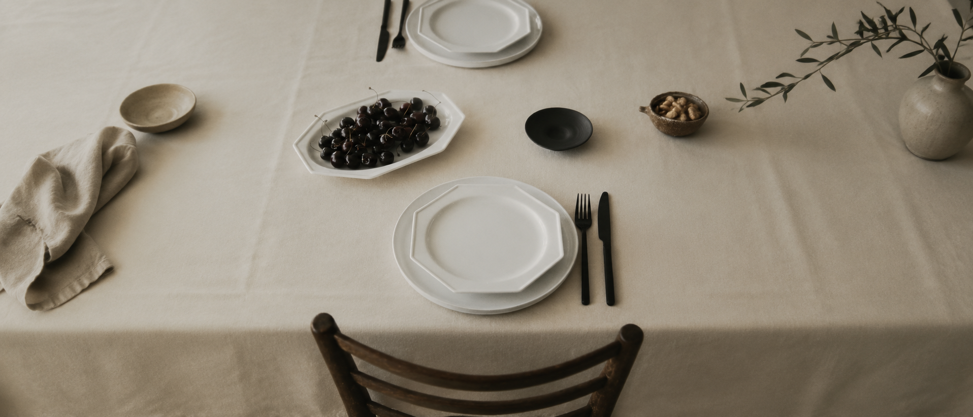 Everyday table setting